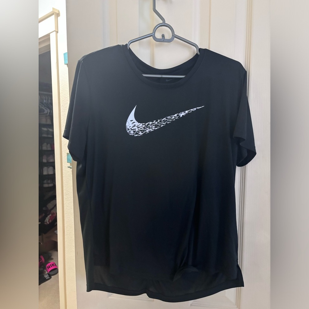 Nike running light weight top